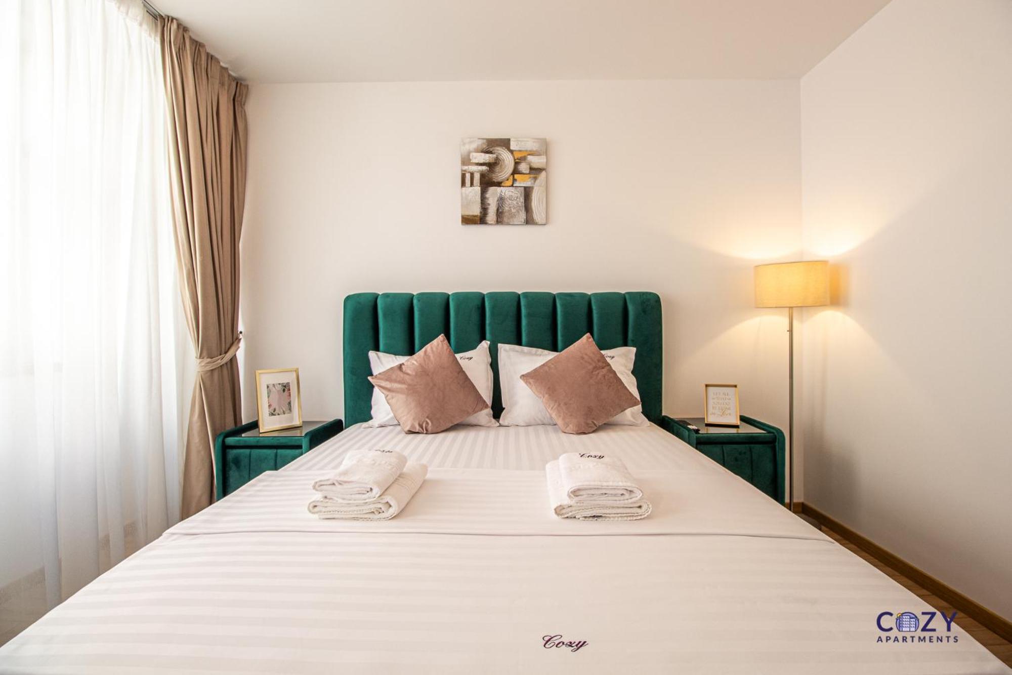 Cozy Brand New Boutique Aparthotel Brasov Exterior photo