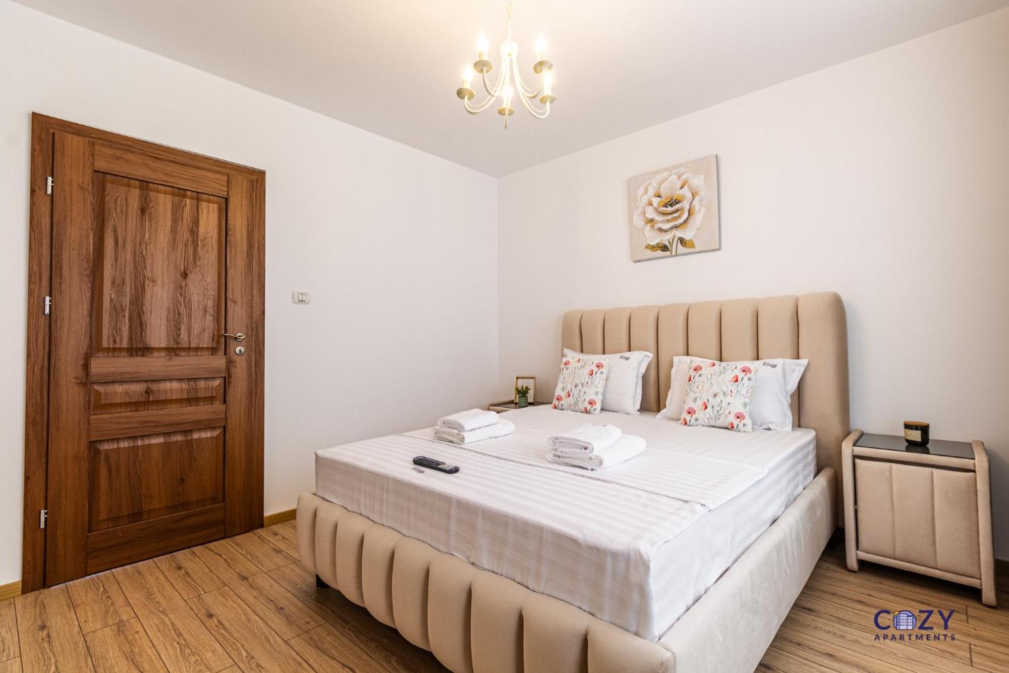 Cozy Brand New Boutique Aparthotel Brasov Exterior photo