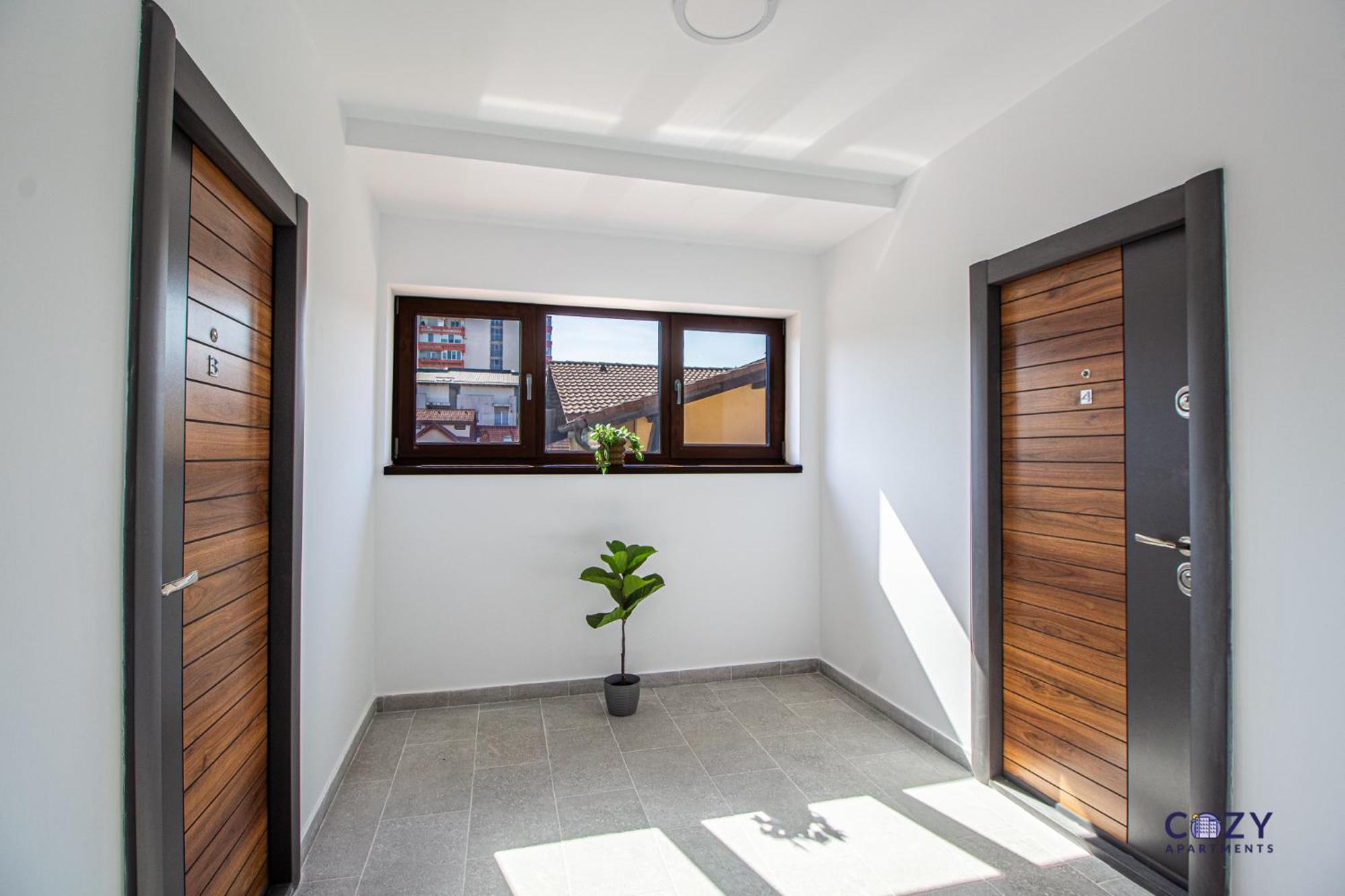 Cozy Brand New Boutique Aparthotel Brasov Exterior photo